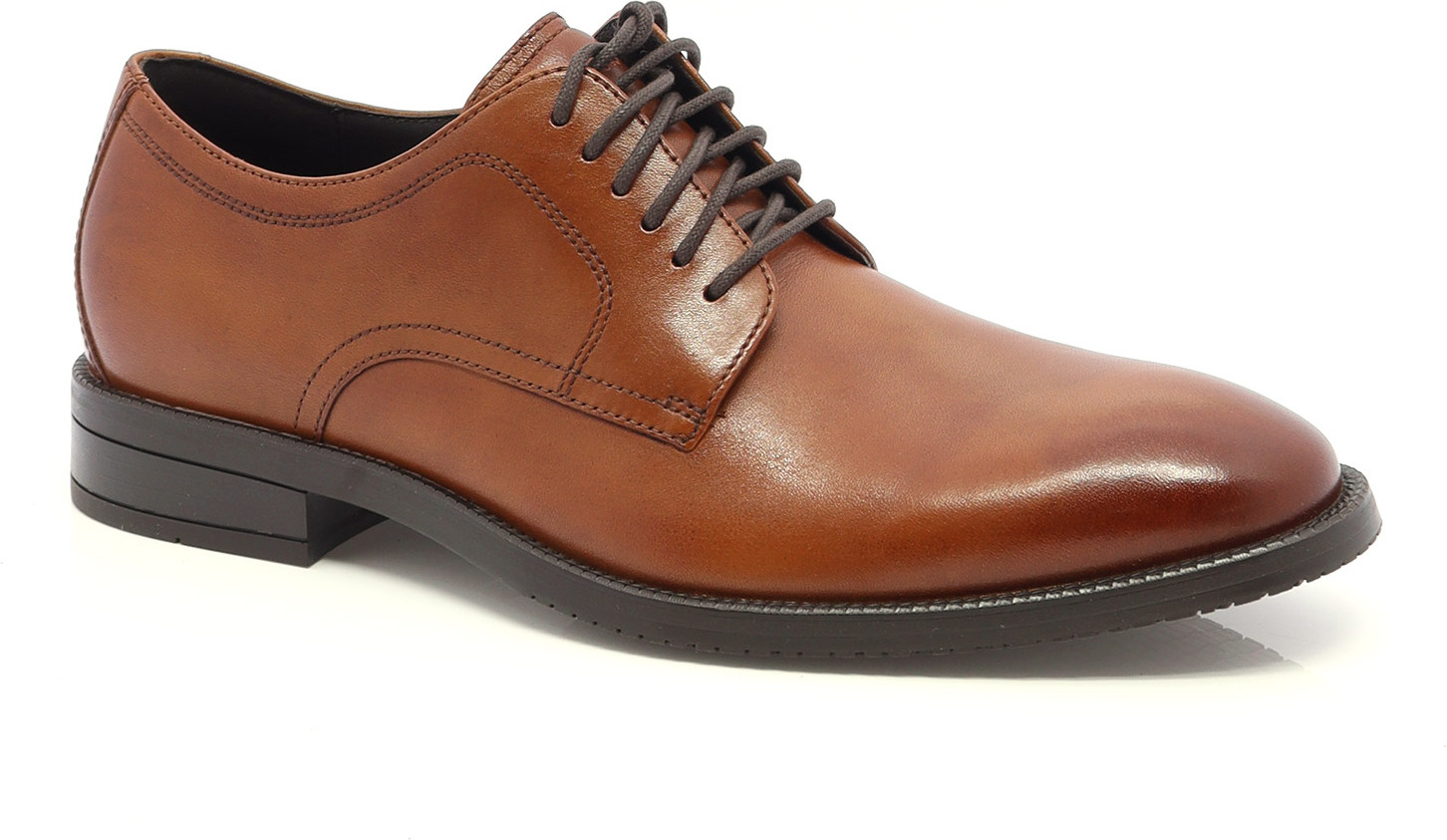 Cole haan lace up hot sale shoes