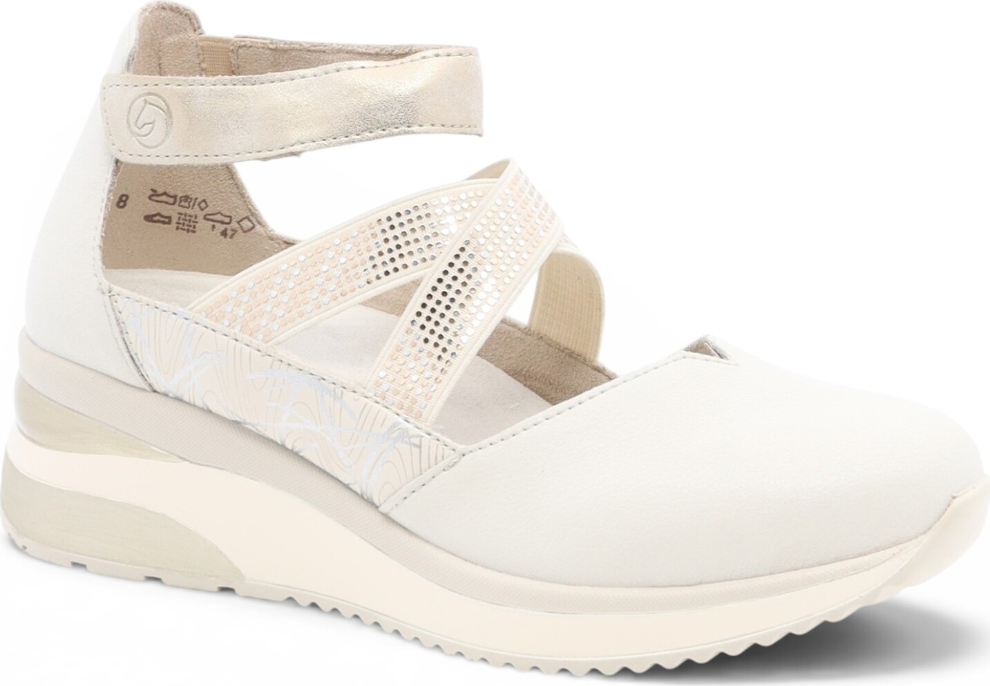 SOULIER AVEC COURROIE À LA CHEVILLE-92077